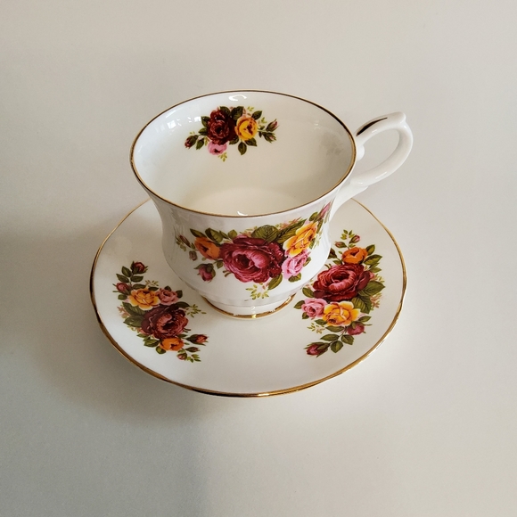 Wood Sons Tea Cup And Saucer Cottage Rose. Fine Bone China England - Picture 1 of 2